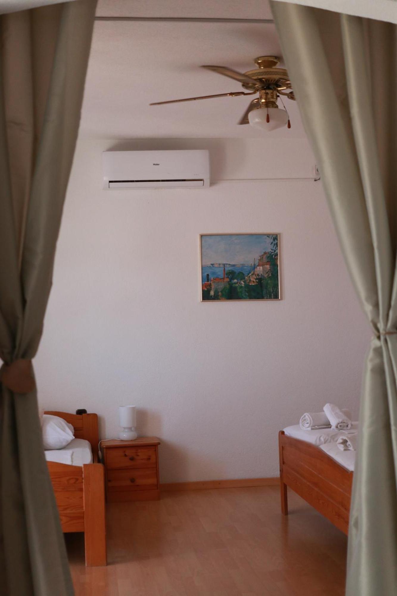 סגט ווראנייצה Apartments Mrdan מראה חיצוני תמונה